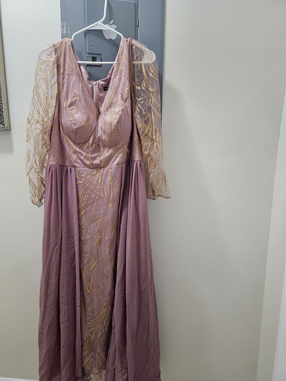Elegant Mauve Evening Dress with Gold Accent